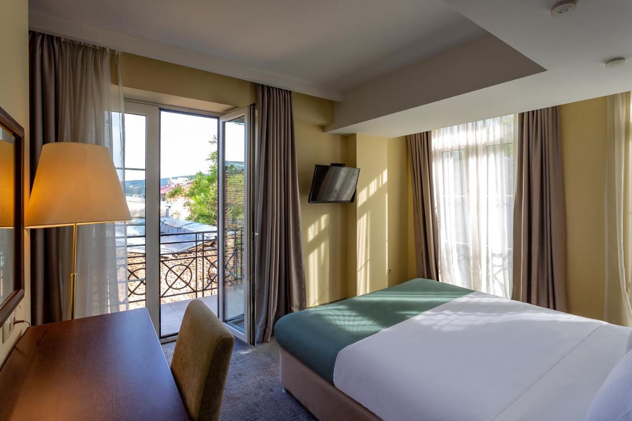 A5 Hotel Tiflis Exterior foto